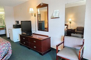 OYO Hotel East Macon I-75