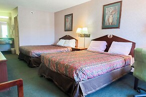 OYO Hotel East Macon I-75