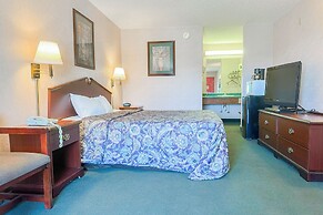 OYO Hotel East Macon I-75