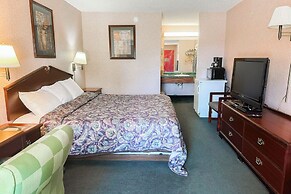 OYO Hotel East Macon I-75