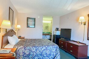 OYO Hotel East Macon I-75