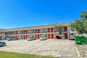 OYO Hotel East Macon I-75