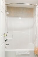 OYO Hotel East Macon I-75