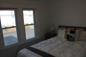 Sea Latch Inn