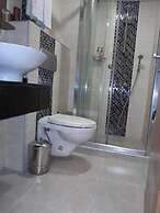 Pera Arya Hotel