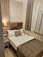 Pera Arya Hotel