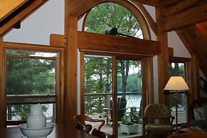 Sunny Rock B&B Haliburton