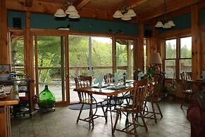 Sunny Rock B&B Haliburton