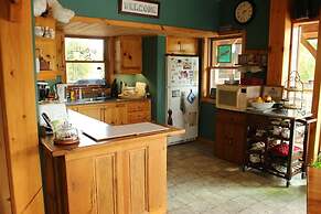 Sunny Rock B&B Haliburton