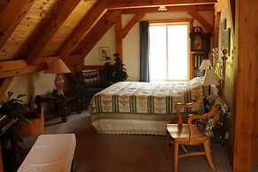 Sunny Rock B&B Haliburton