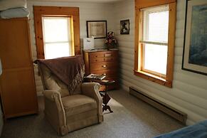 Sunny Rock B&B Haliburton