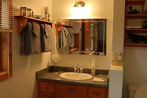 Sunny Rock B&B Haliburton