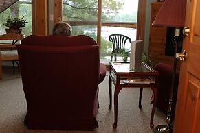 Sunny Rock B&B Haliburton