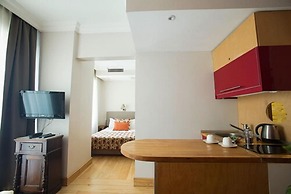 No11 Hotel & Apartments