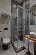 No11 Hotel & Apartments