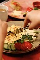 No11 Hotel & Apartments