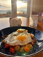 The Inn at Cobble Beach