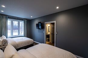 The Inn at Cobble Beach