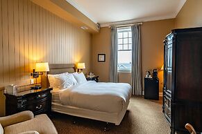 The Inn at Cobble Beach