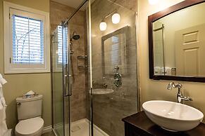 The Inn at Cobble Beach