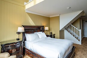 The Inn at Cobble Beach