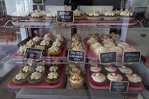 Ala Amid Bed & Breakfast