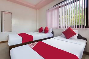 OYO 426 Coco Grove Tourist Inn