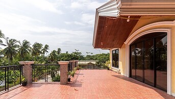 OYO 426 Coco Grove Tourist Inn