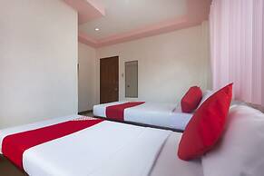 OYO 426 Coco Grove Tourist Inn