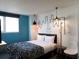 S&E Hotel