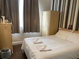 The Arncliff Hotel