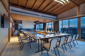 DoubleTree by Hilton Hotel Istanbul - Tuzla