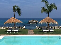 Sunshine Beach Resort