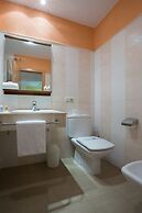 Leo Punta Umbria III - Adults Only