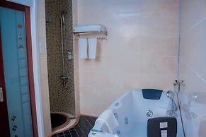 Best Western Plus Paramount Hotel