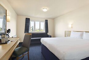 Days Inn by Wyndham Sutton Scotney North