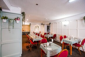 The Georgian Hollies