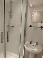 The Georgian Hollies