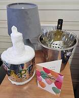 The Georgian Hollies