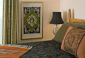 Four Kachinas Bed & Breakfast Inn