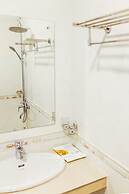 Douangpraseuth Hotel