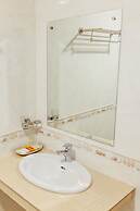 Douangpraseuth Hotel