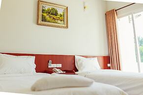 Douangpraseuth Hotel