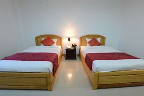 Douangpraseuth Hotel