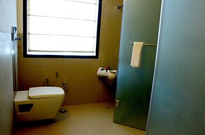 WoodSmoke resort & Spa