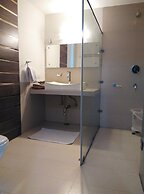 WoodSmoke resort & Spa