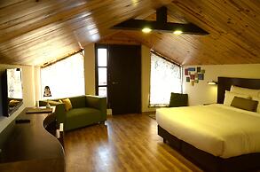 WoodSmoke resort & Spa