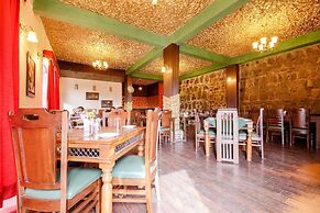 WoodSmoke resort & Spa