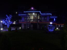 Dipankara Holiday Home