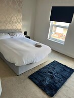 SPECIAL 5 Bedroom Whole House Brereton